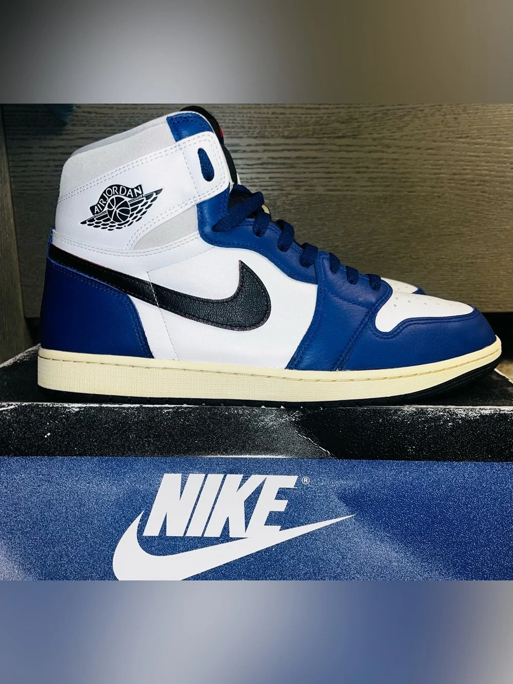 ✨Jordan 1 Retro High OG ‘Rare Air’, Men’s Size 14 / Women’s 15.5✨